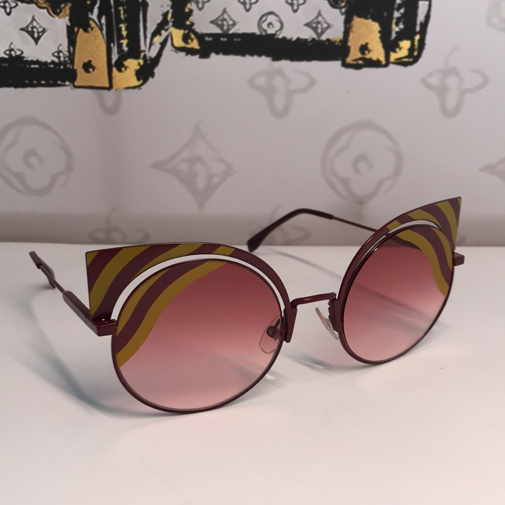 💯 - New Authentic Fendi FF 0215/s 00l9- X4 Burgundy Cat Eye Sunglasses - Picture 3 of 17